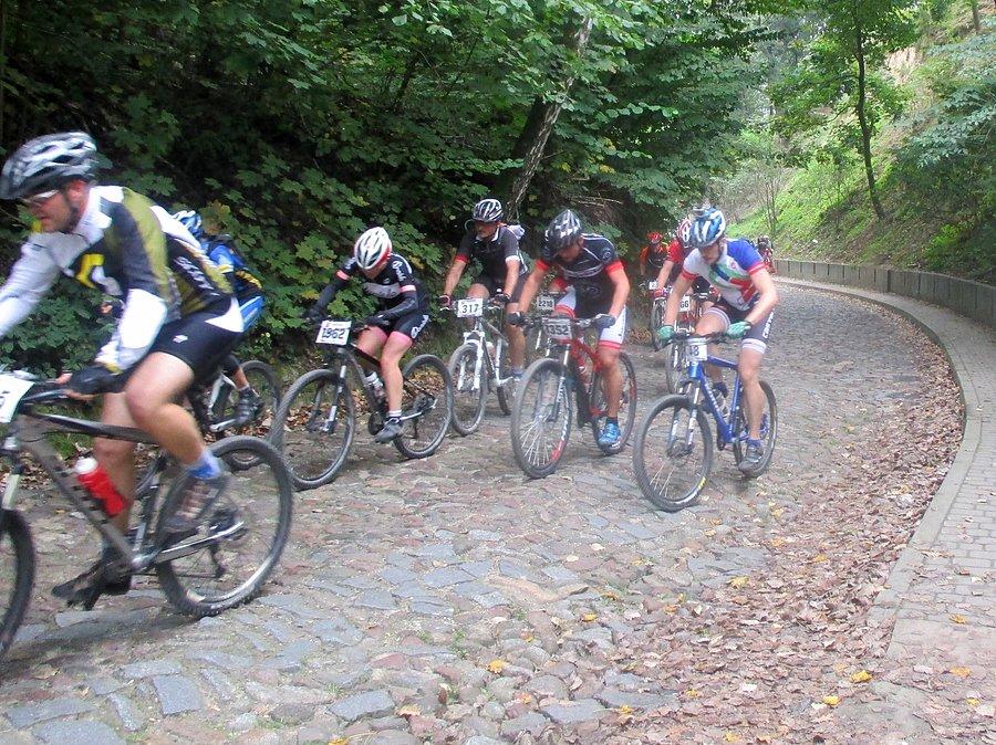 Mazovia MTB Kazimierz Dolny - druga stromizna ulicy Zamkowej (17.7%/100m + 14.0%/100m)