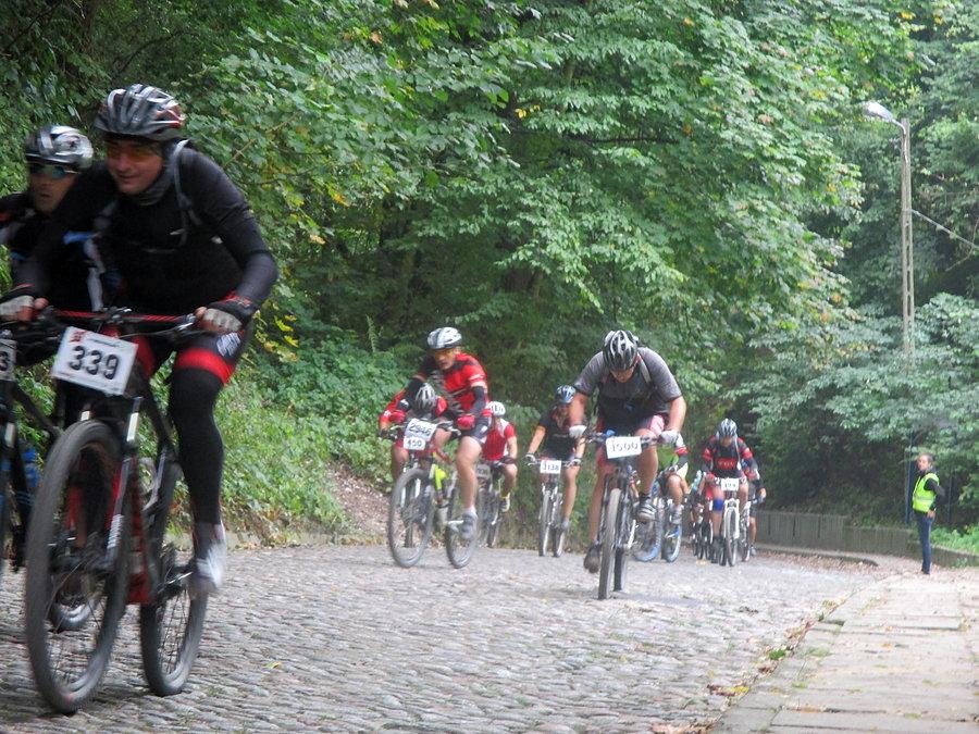 Mazovia MTB Kazimierz Dolny - druga stromizna ulicy Zamkowej (17.7%/100m + 14.0%/100m)