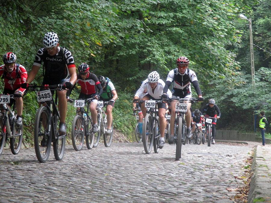 Mazovia MTB Kazimierz Dolny - druga stromizna ulicy Zamkowej (17.7%/100m + 14.0%/100m)