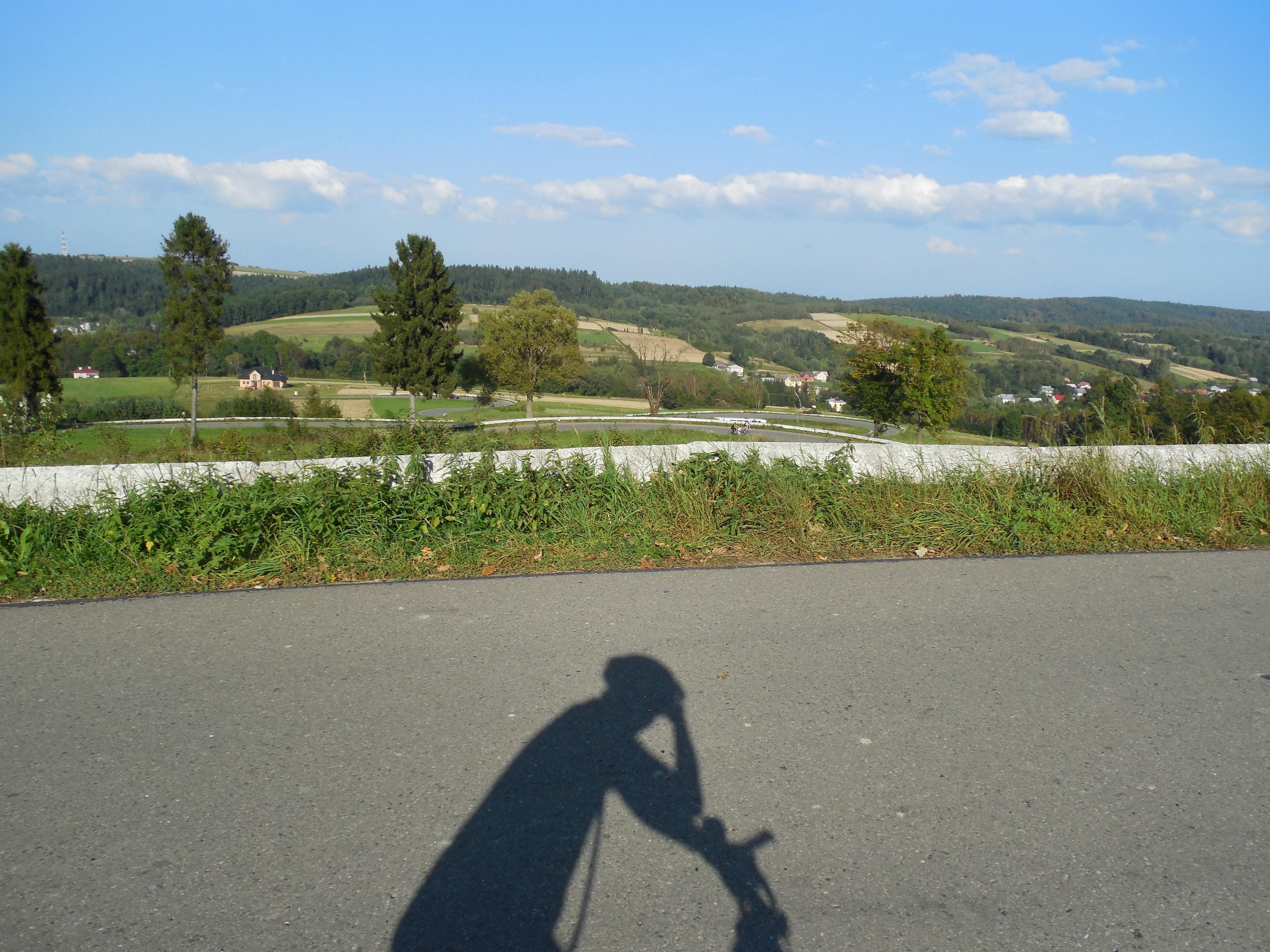 Na serpentynach z Izdebek