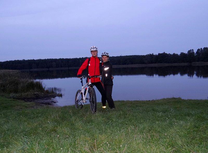 Nad Jeziorem Jerzyńskim wieczorową porą