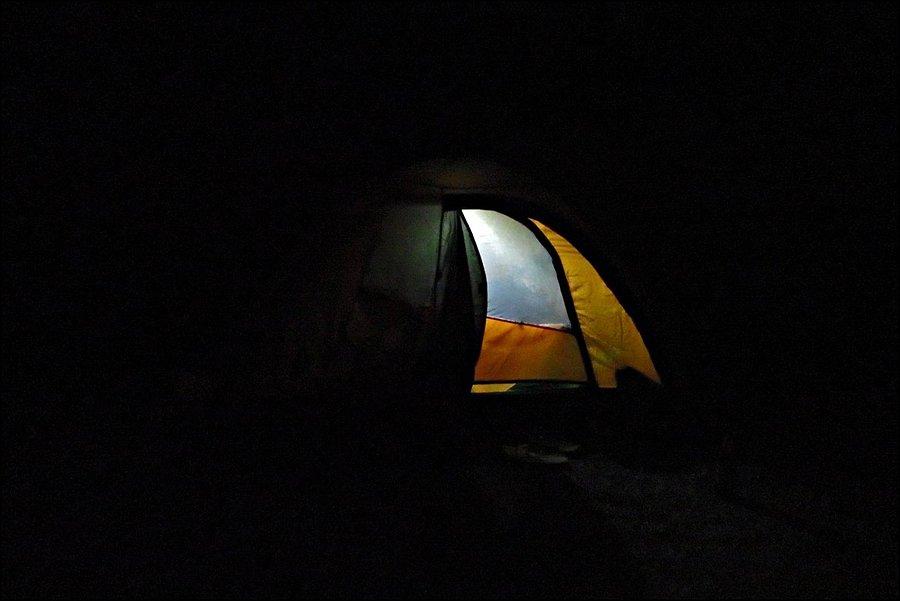 Namiot nocą :)