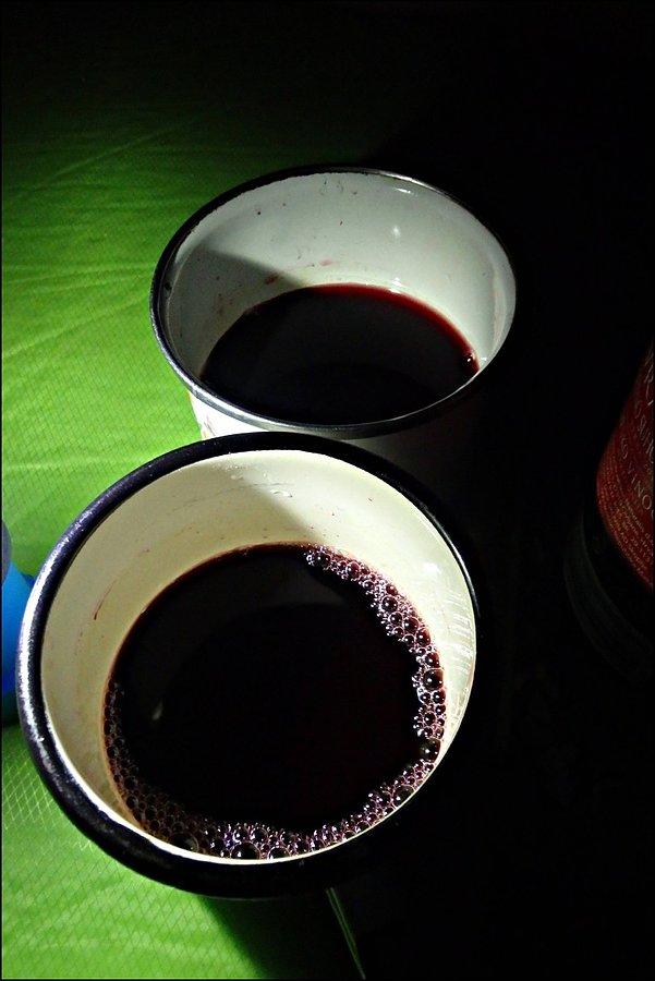 Wino na kempingu