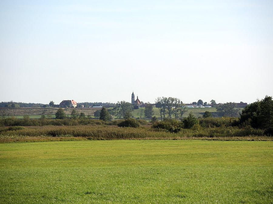 Widok kościoła w Gulczu