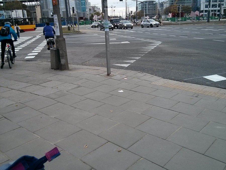 Nowa ul. Prosta i niedoróbki na Rondzie ONZ