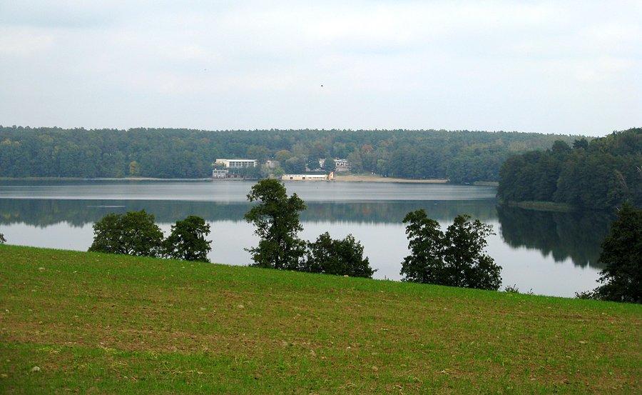 Widok na Jezioro Jaroszewskie