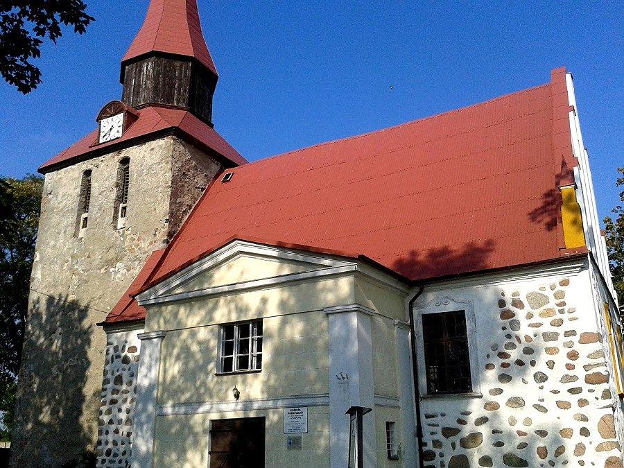 Kościół parafialny p.w. MB Różańcowej w Rzeplinie