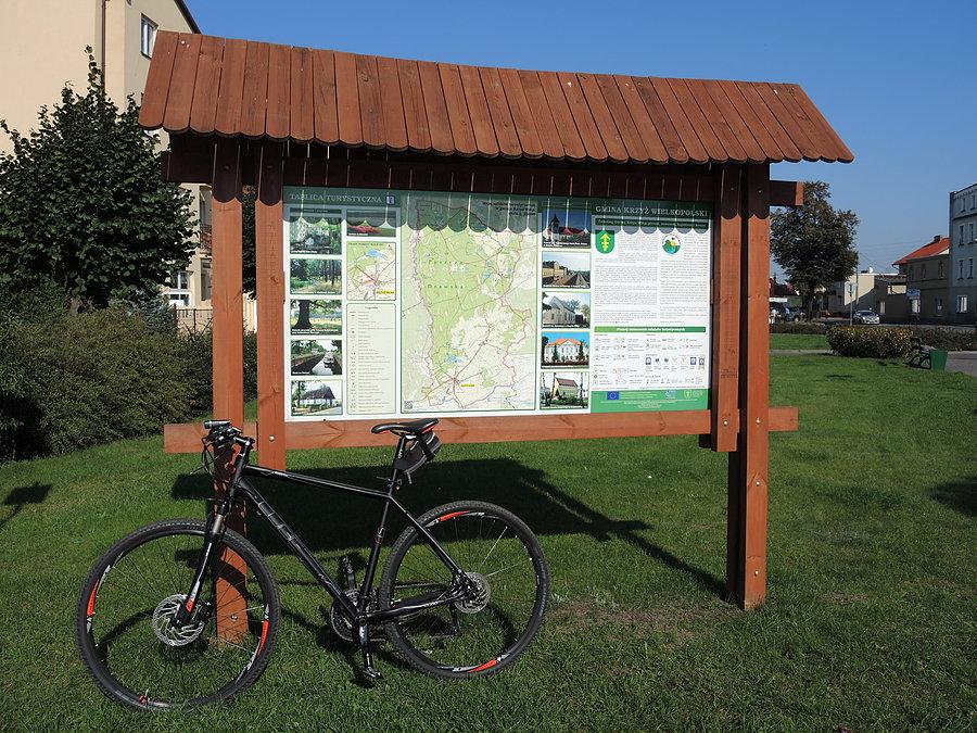 Krzyż Wlkp. - tablica informacyjna
