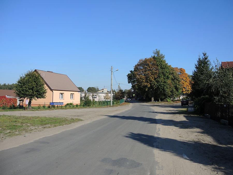 Wjazd do Miałów od strony Marylina