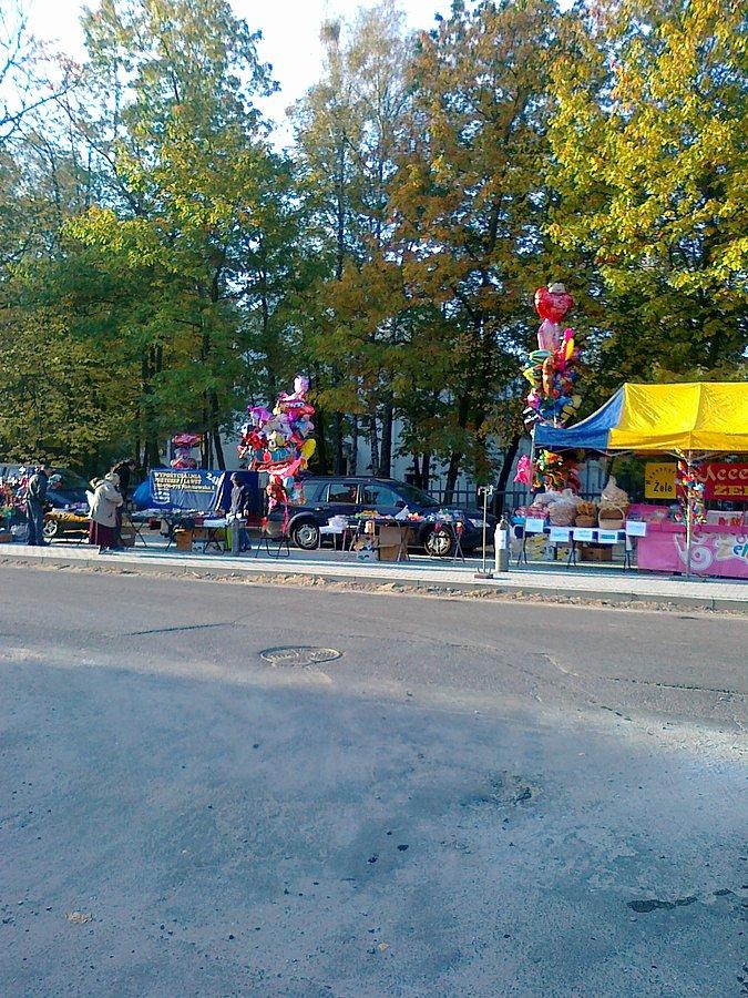 Odpustowe stragany w Hornówku
