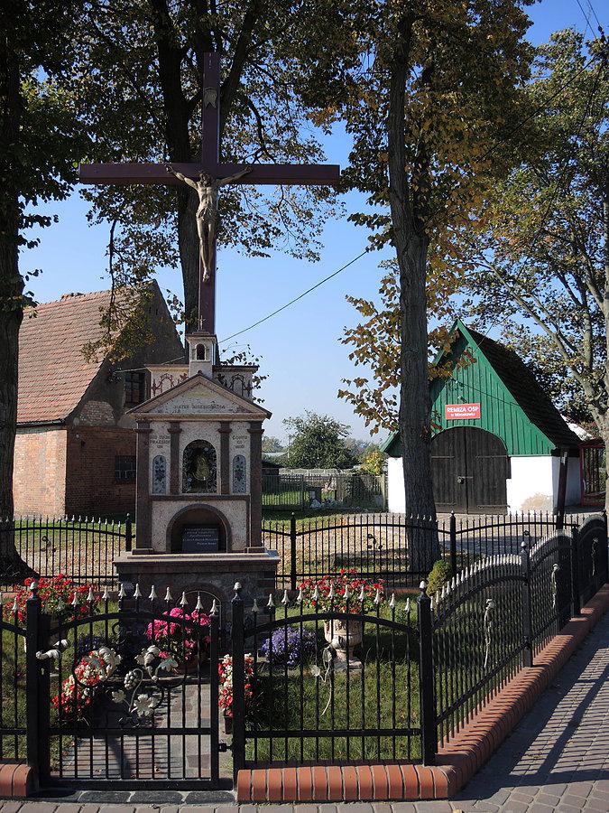 Kapliczka w Mirosławiu
