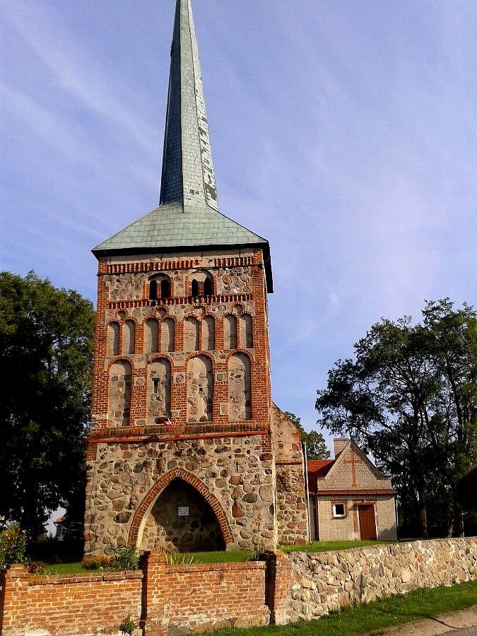 Kościół parafialny p.w. Św. Trójcy - Żuków