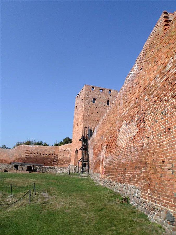 Mur zamkowy