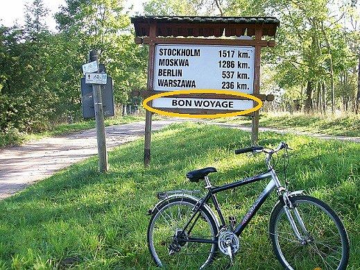 Światowo nawet na mazurskim uboczu! Ostrożnei tylko z literką "W", która w językach wywodzących się z romańskiego nie jest często wykorzystywana