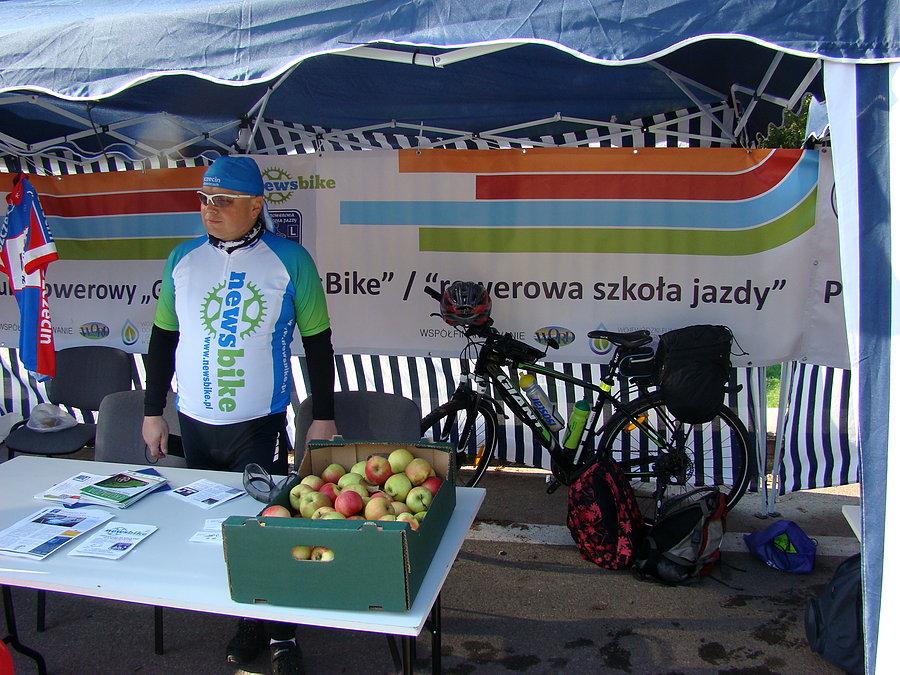 Piknik Rowerowy na Jasnych Błoniach - 04.10.2014 stoisko Newsbike Polska