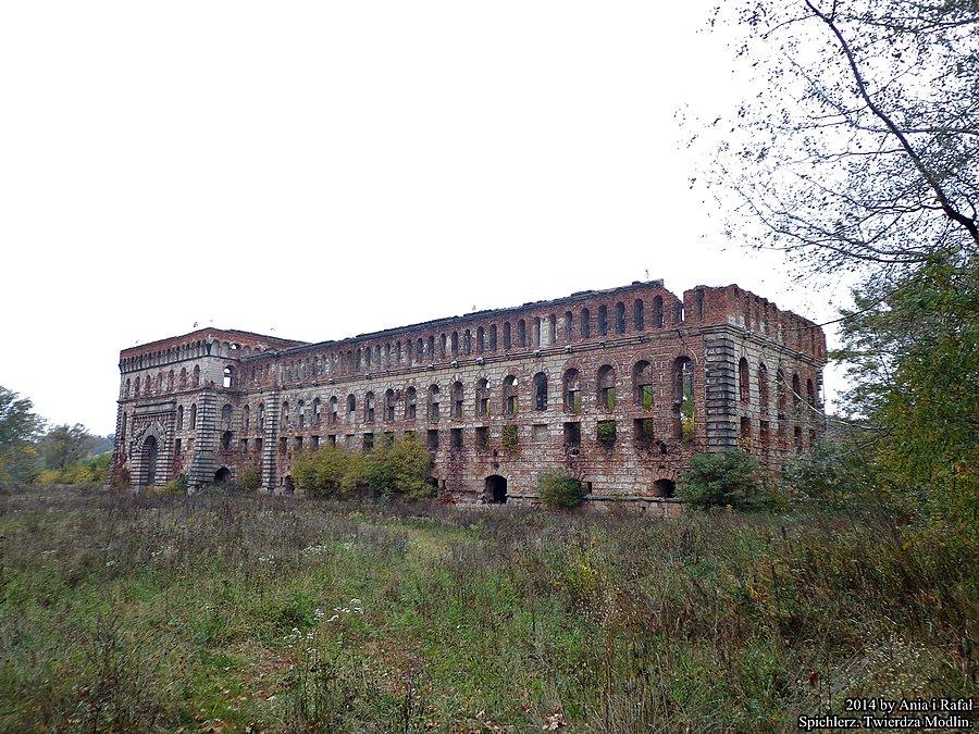 Spichlerz. Twierdza Modlin. Imponujące!