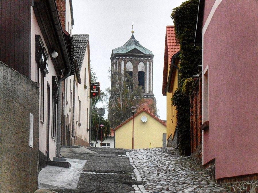 Jeszcze rzut oka na wieżę kościoła św. Stefana w Gartz