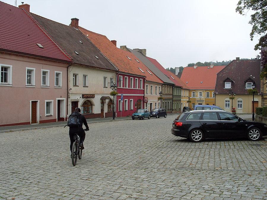 A przez sam Złoty Stok przelatujemy dzisiaj nie zajeżdżając do kopalni złota i Goblinów, no, ale czas nagli do Czeskiego piwka ;))