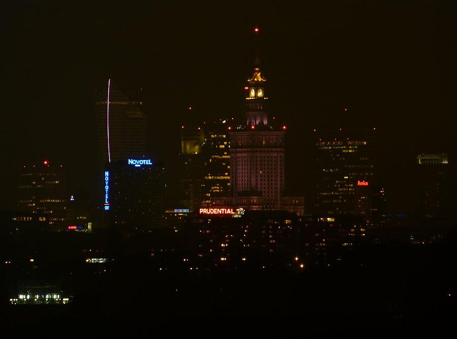 Warszawa nocą