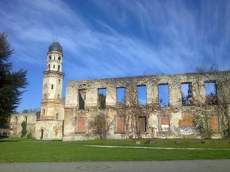 Ruiny zamku w Strzelcach Opolskich z 1303 roku