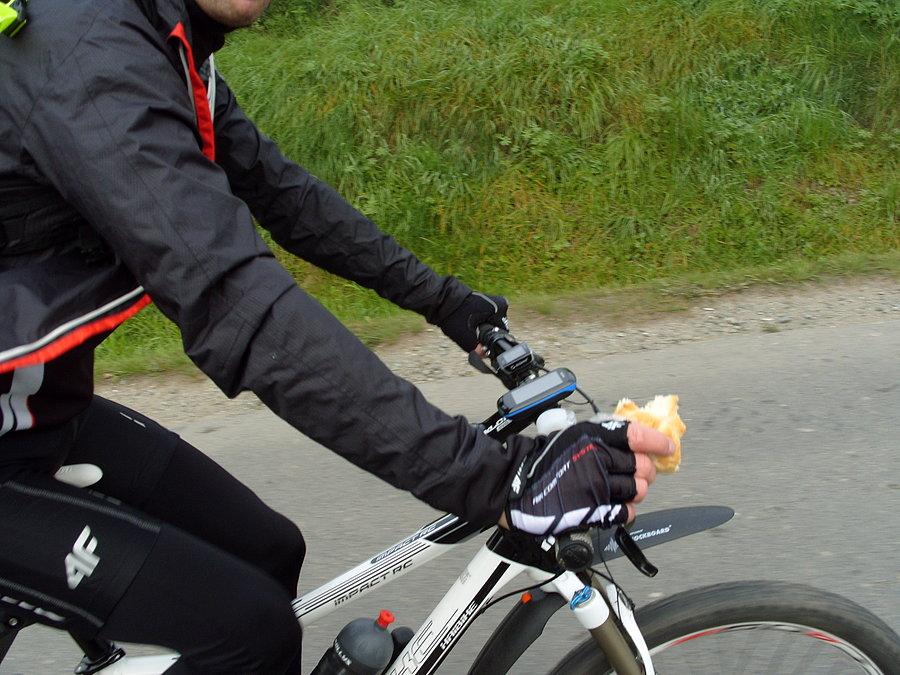 Pomoc w potrzebie dla głodnych i osłabionych ;)). Fakt faktem nie jest to browarek ale i tak stawia na nogi ;)