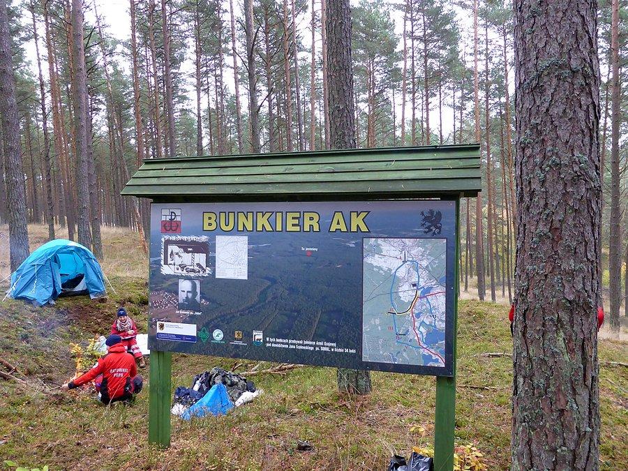 Opis jest, tylko gdzie bunkier?