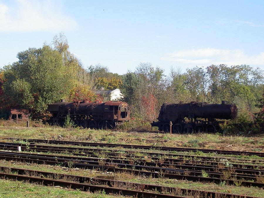 Zabytkowe parowozy, które są rozbierane na złom