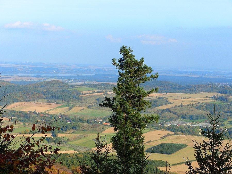 Widok na Kamieniec, Pilce i okolice