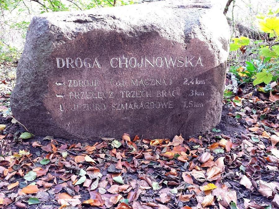 Kamienny drogowskaz
