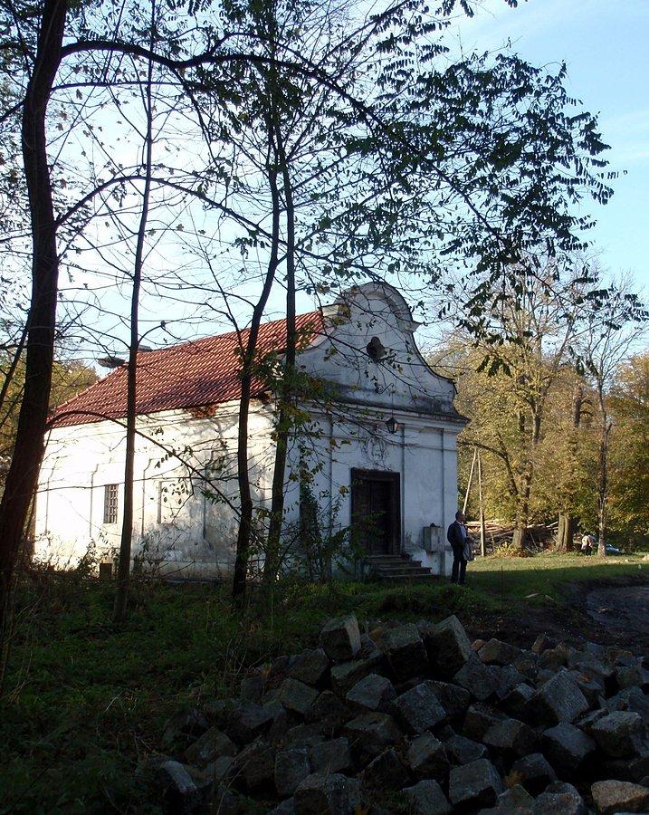 Cielętniki, dworski lamus
