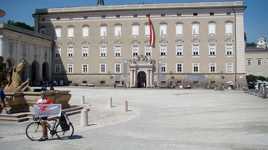 Na głównym placu