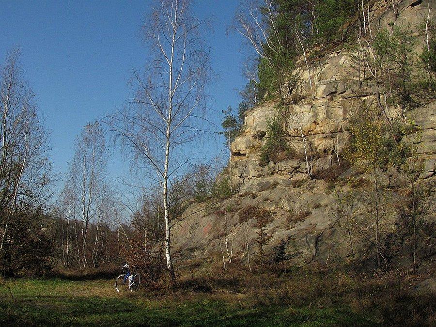 Pod kamieniołomem w Ostruszy