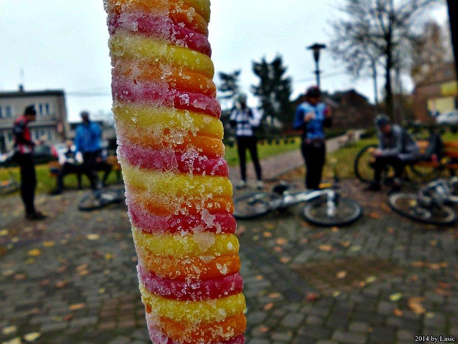 Czersk. Tam mają jeszcze lody :D