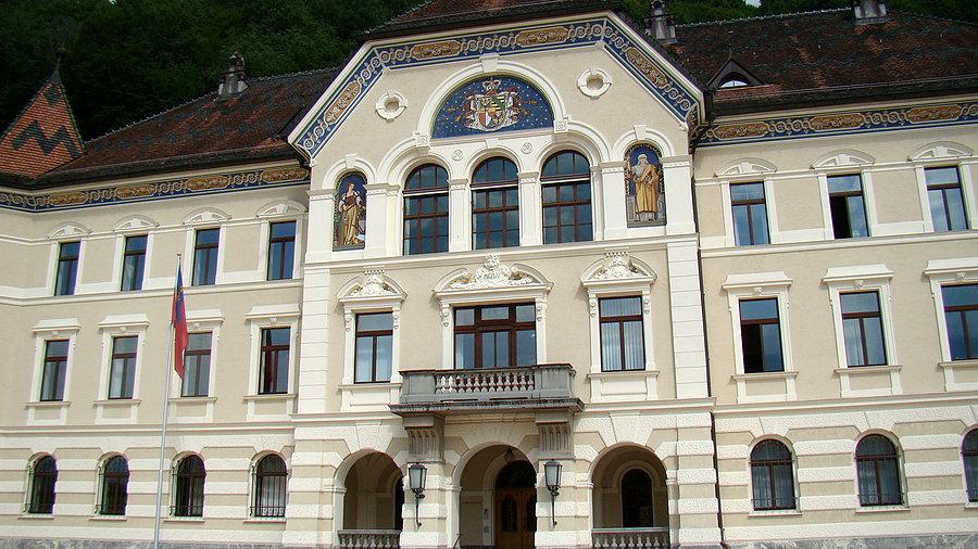 Ładnie zdobiony budynek