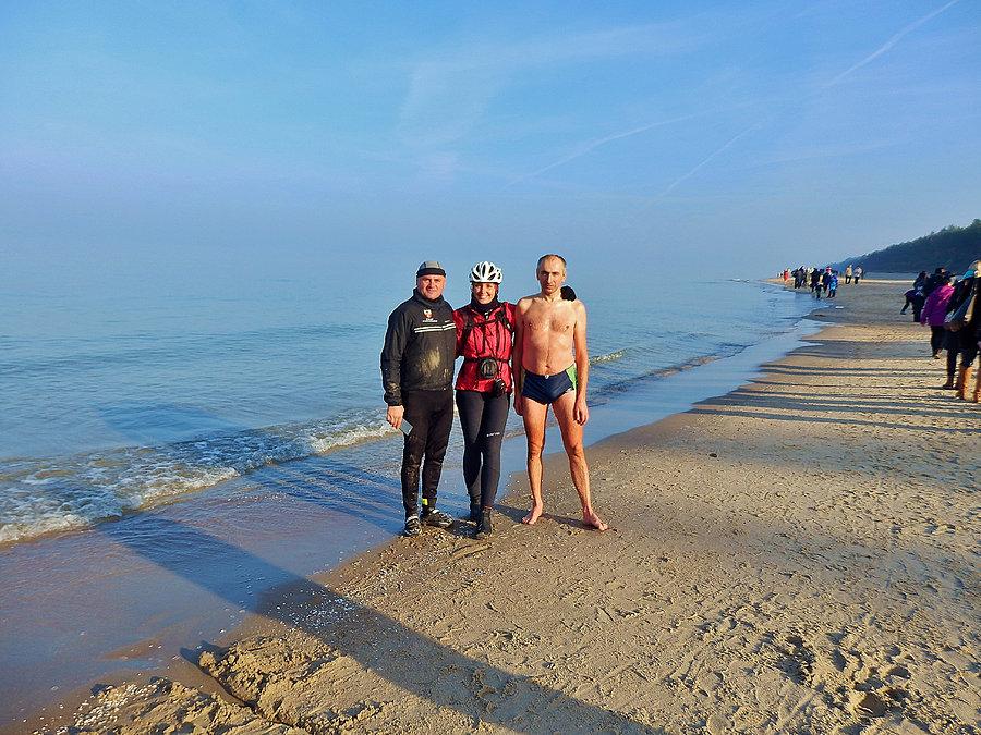 Wycieczka na Mierzeję Wiślaną. Spotkanie z elbląskimi morsami i rowerzystami... :)