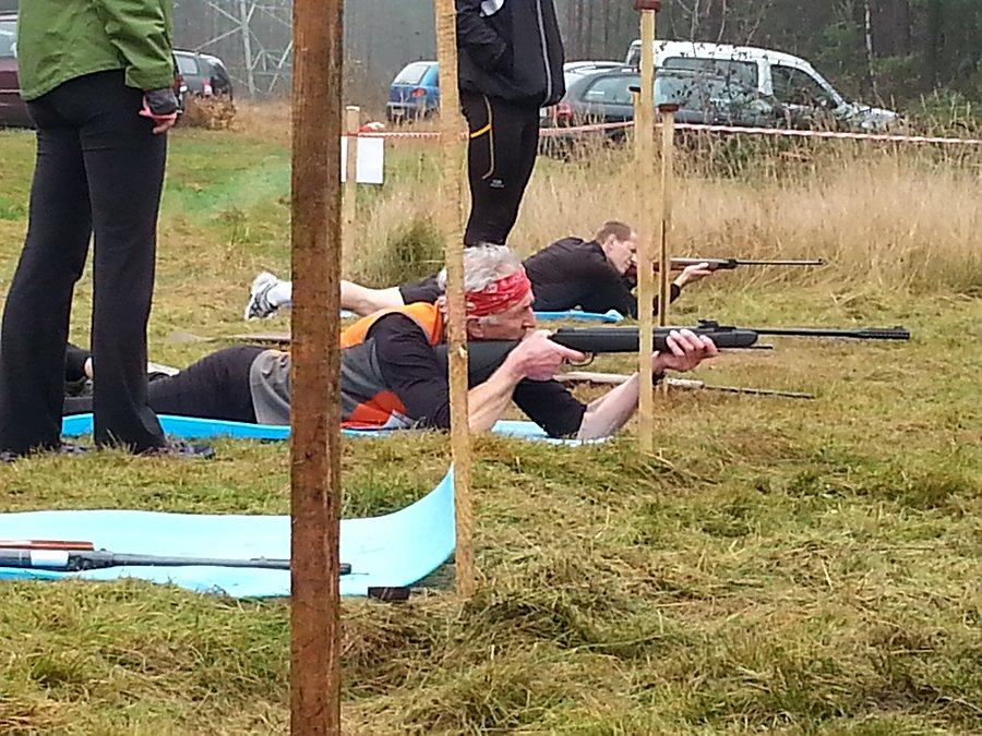 III Jesienny Biathlon Biegowy - Biskupice k/Cz-wy (pozycja leżąc)