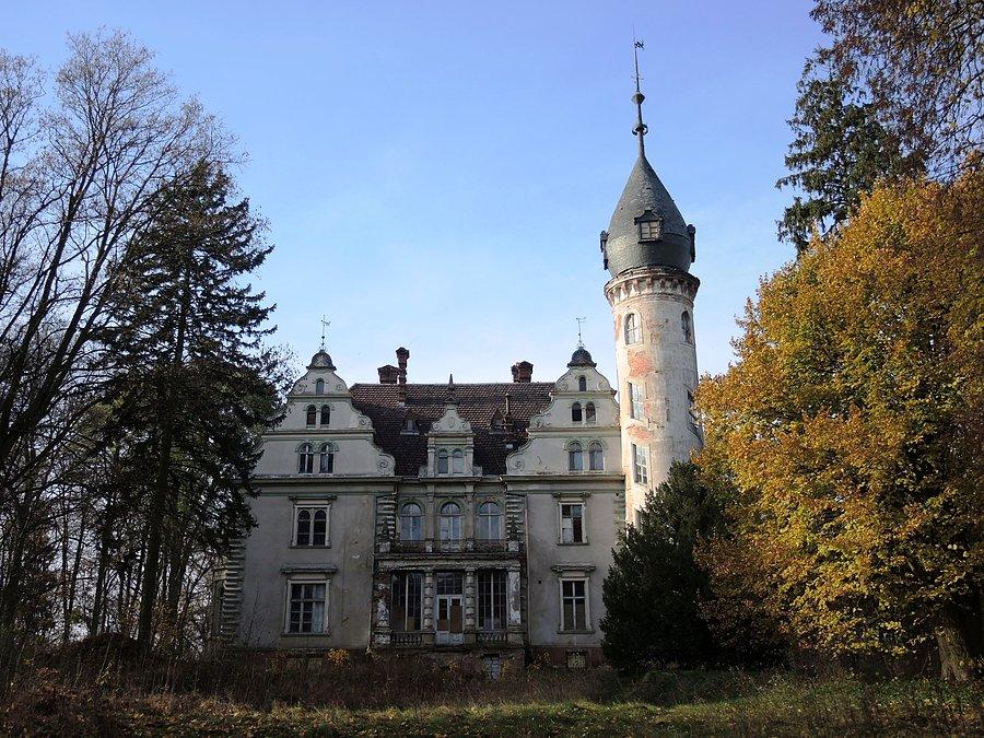 Pałac w Kruszewie - widok frontowy