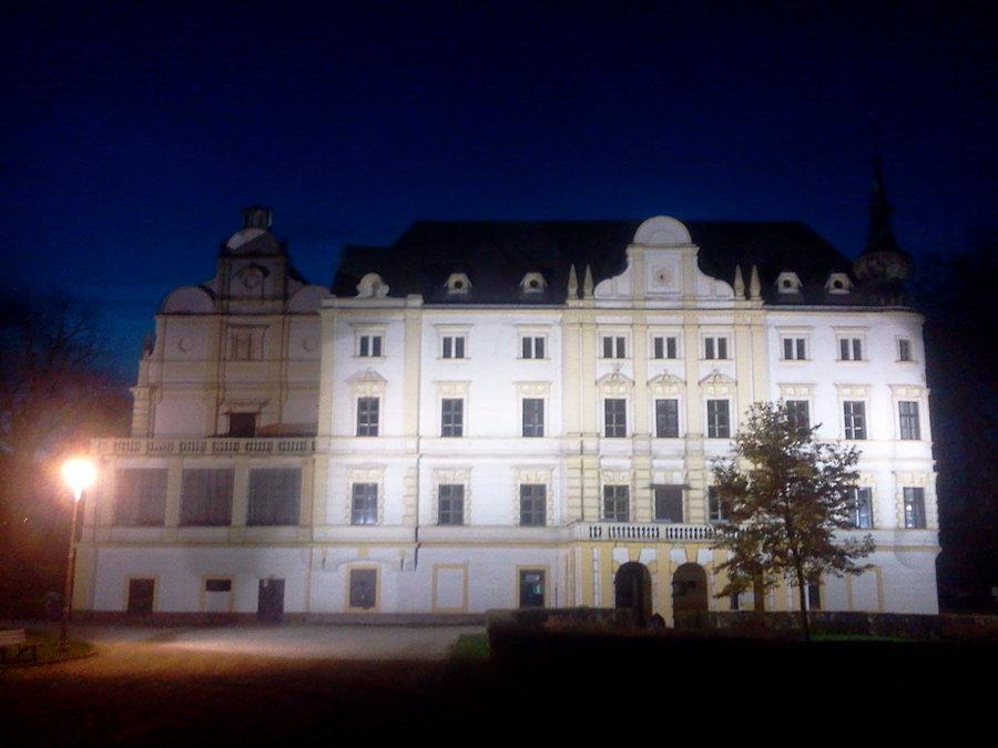 Bartošovice pałac