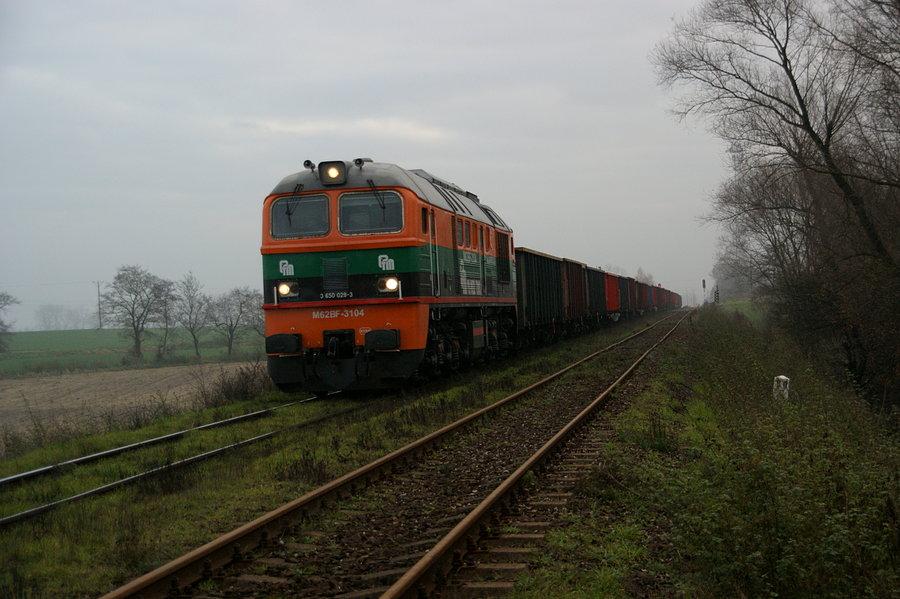 M62-3104 w służbie Pol-Miedź Trans-u na szlaku Twardawa - Głogówek