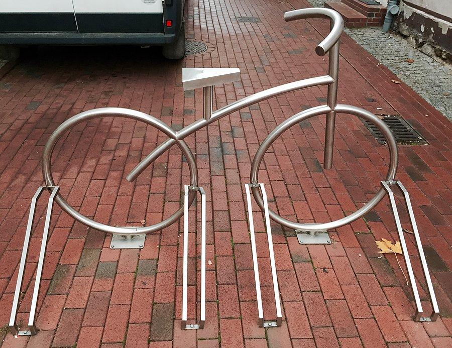 Sposów na zakaz dla aut wjazdu na rynek w Tucholii