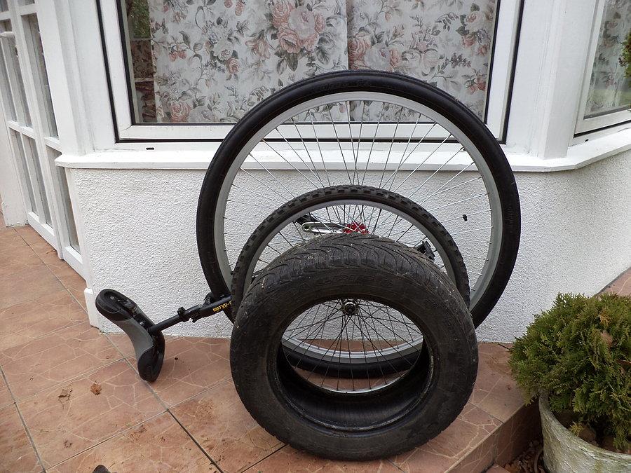 Koło 36x2.25" zestawione z typowym rowerowym 26x1.95 i typowym samochodowym 175/70 R14