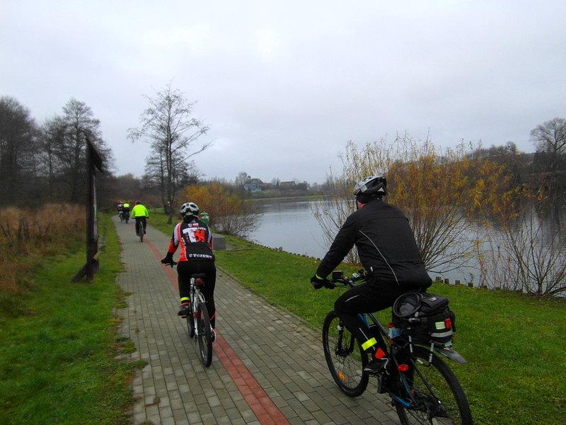 Szlak nad zbiornikiem