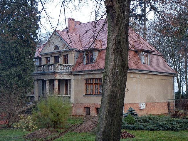 Dwór "Wyczóła" w Gościeradzu