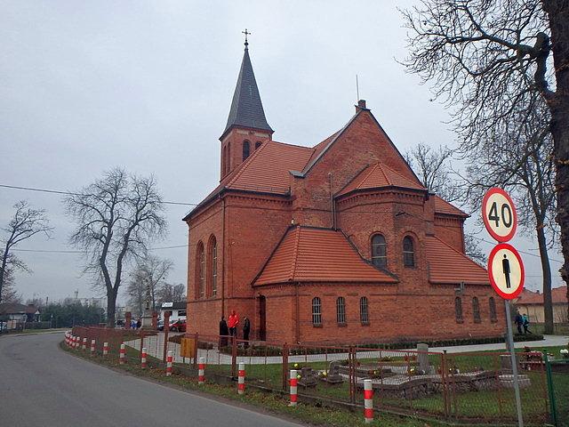Kościół pw. Narodzenia Najświętszej Maryi Panny w Osielsku