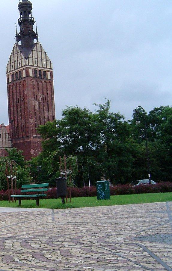 Wieża w jakimś mieście