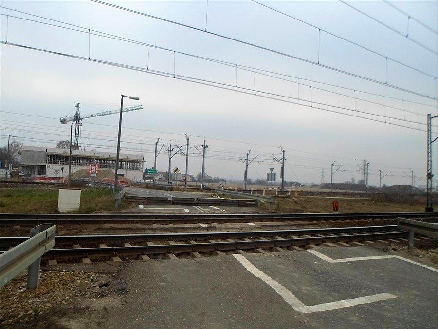 Za torami jest Warszawa