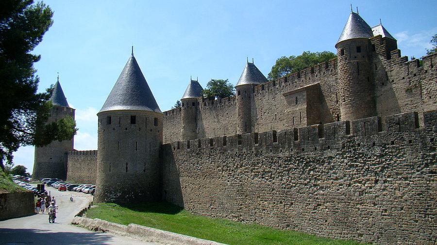 Średniowieczne mury