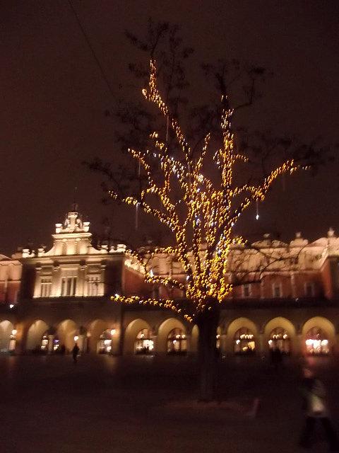 Przygotowania do Świąt - Rynek Główny