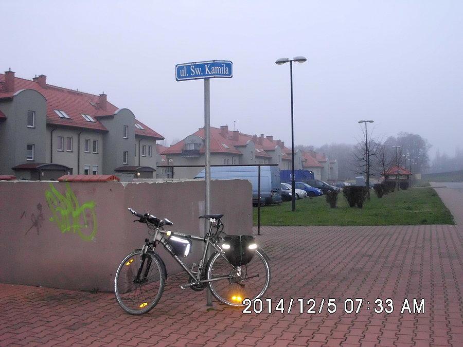 Na ulicy Świętego Kamila w Zaborzu (osiedle Jodłowa)
