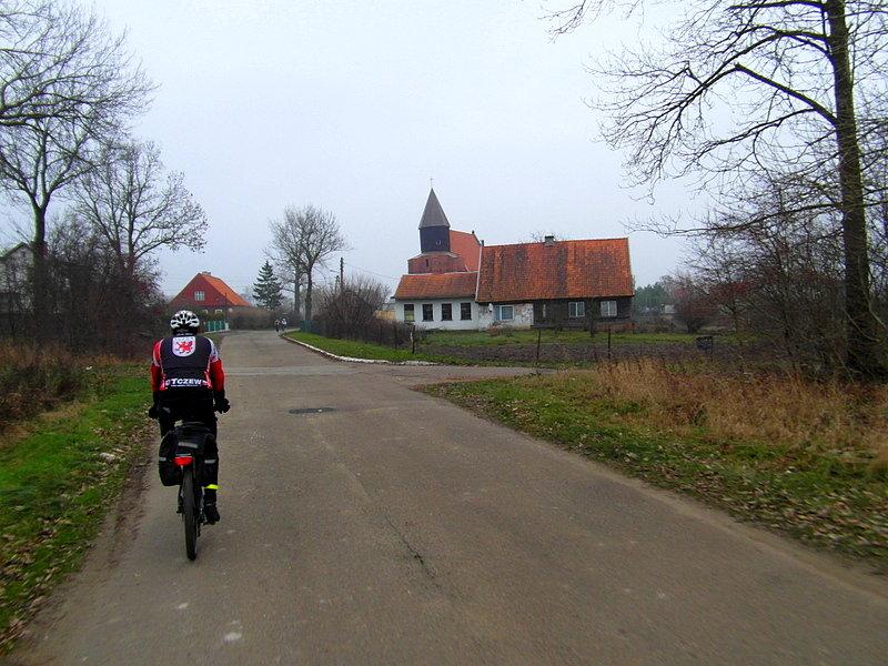 Dojechaliśmy do miejscowości Tuja